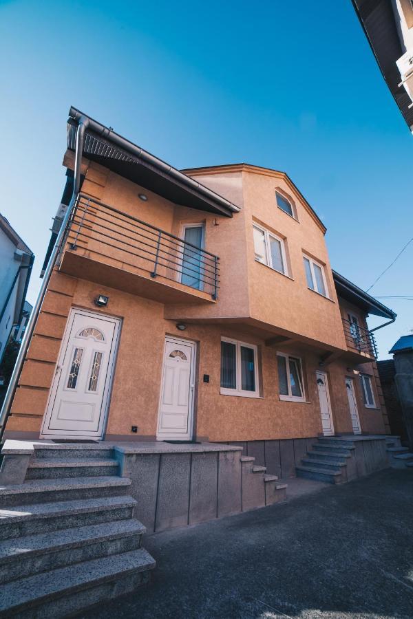 Boutique Luxury Apartments Крагуевац Экстерьер фото